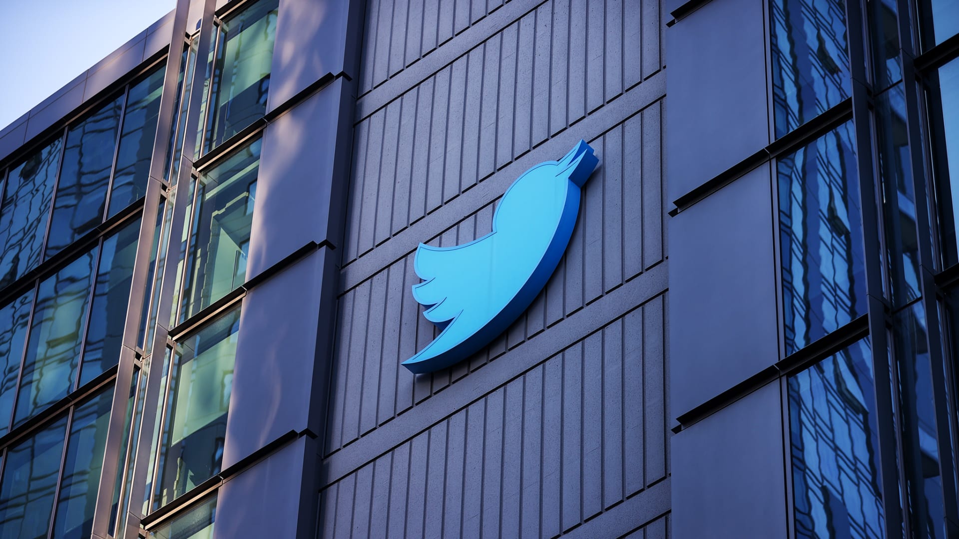Just 1 Day After Jack Dorsey Stepped Down, Twitter Announced a Controversial Change