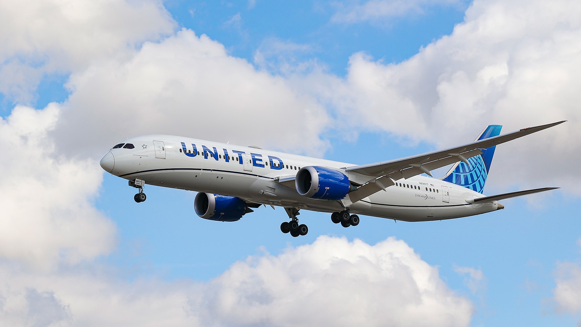 The Leader of the United Airlines Pilots Union Just Resigned, and It's ...