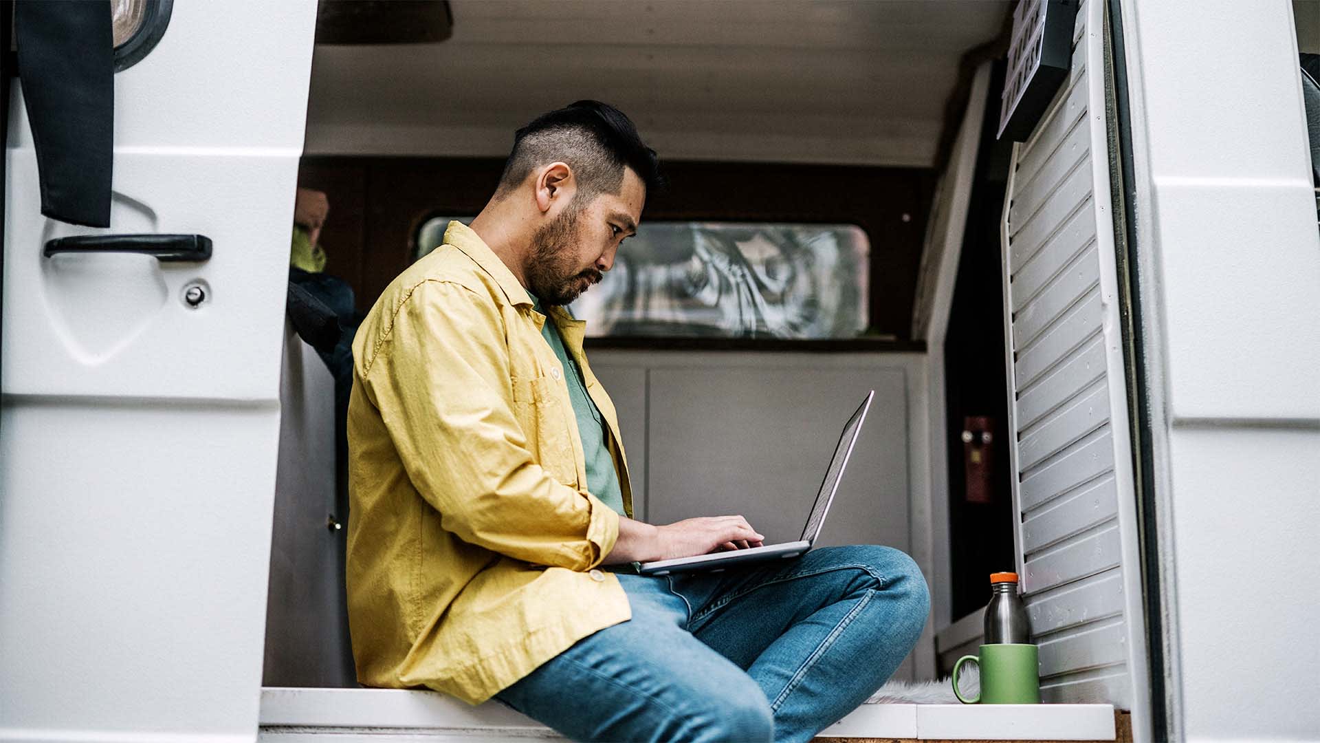 5 Tips for Working From Anywhere
