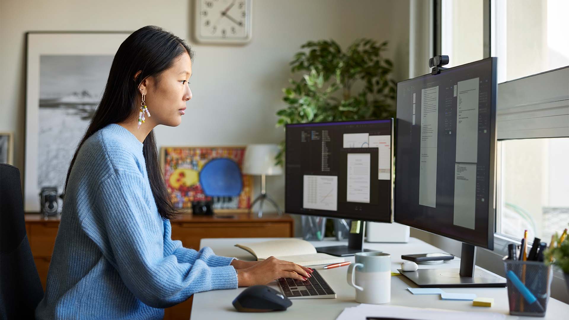 Work From Home Team Still Relying On Slack Messages And Zoom Calls 