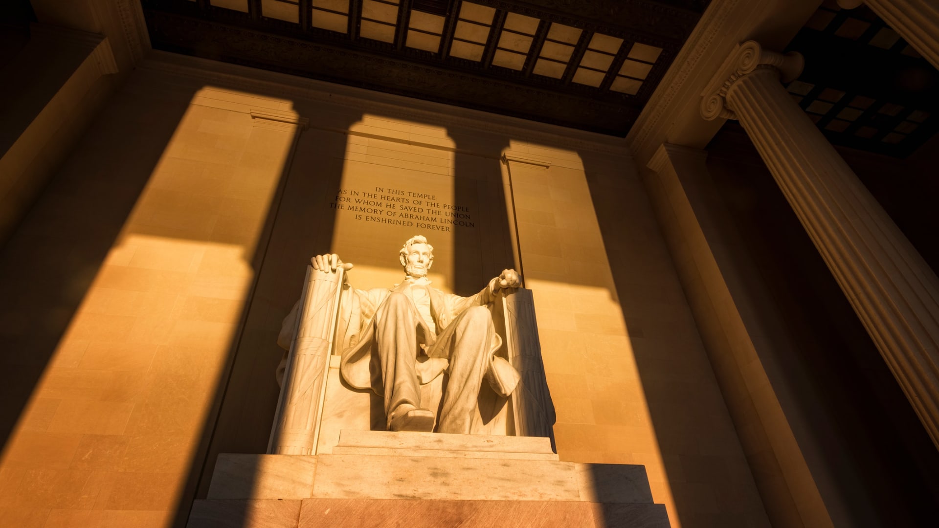 Implement These Three Leadership Tactics from Abe Lincoln Today