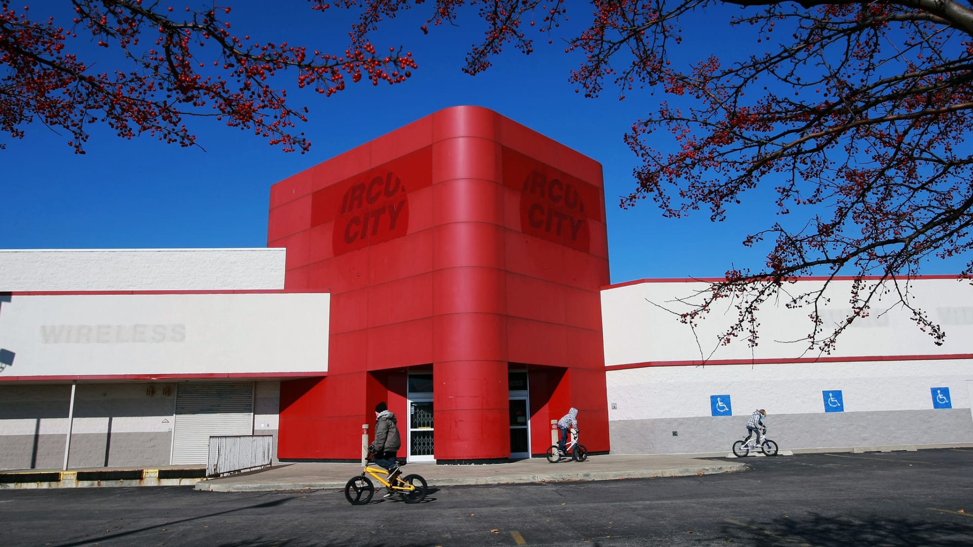 A Timeless Lesson Of Circuit City's Bankruptcy: Solve The Right Problem