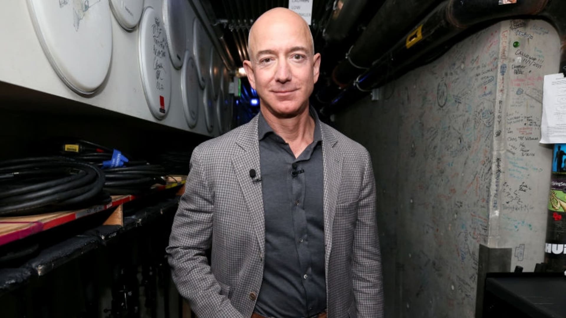 Jeff Bezos Quit His Job As Amazons Ceo To Work On The Companys Biggest Problem It Could End 3655