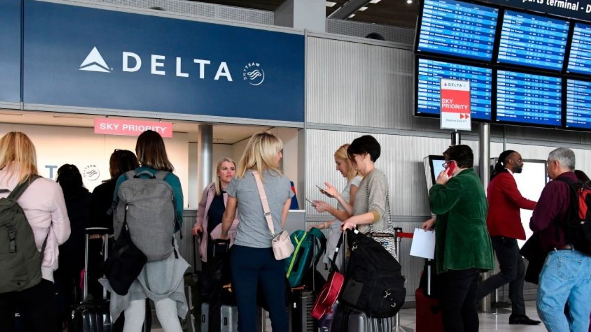 In the Midst of Hundreds of Canceled Flights, Delta Air Lines Did Something Completely Unexpected. It's What Every Company Should Do