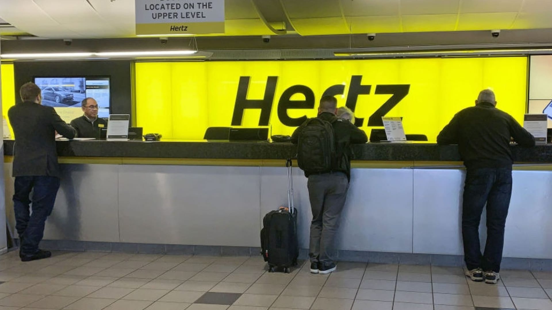 Rent a car hertz Hertz จองเช่ารถ