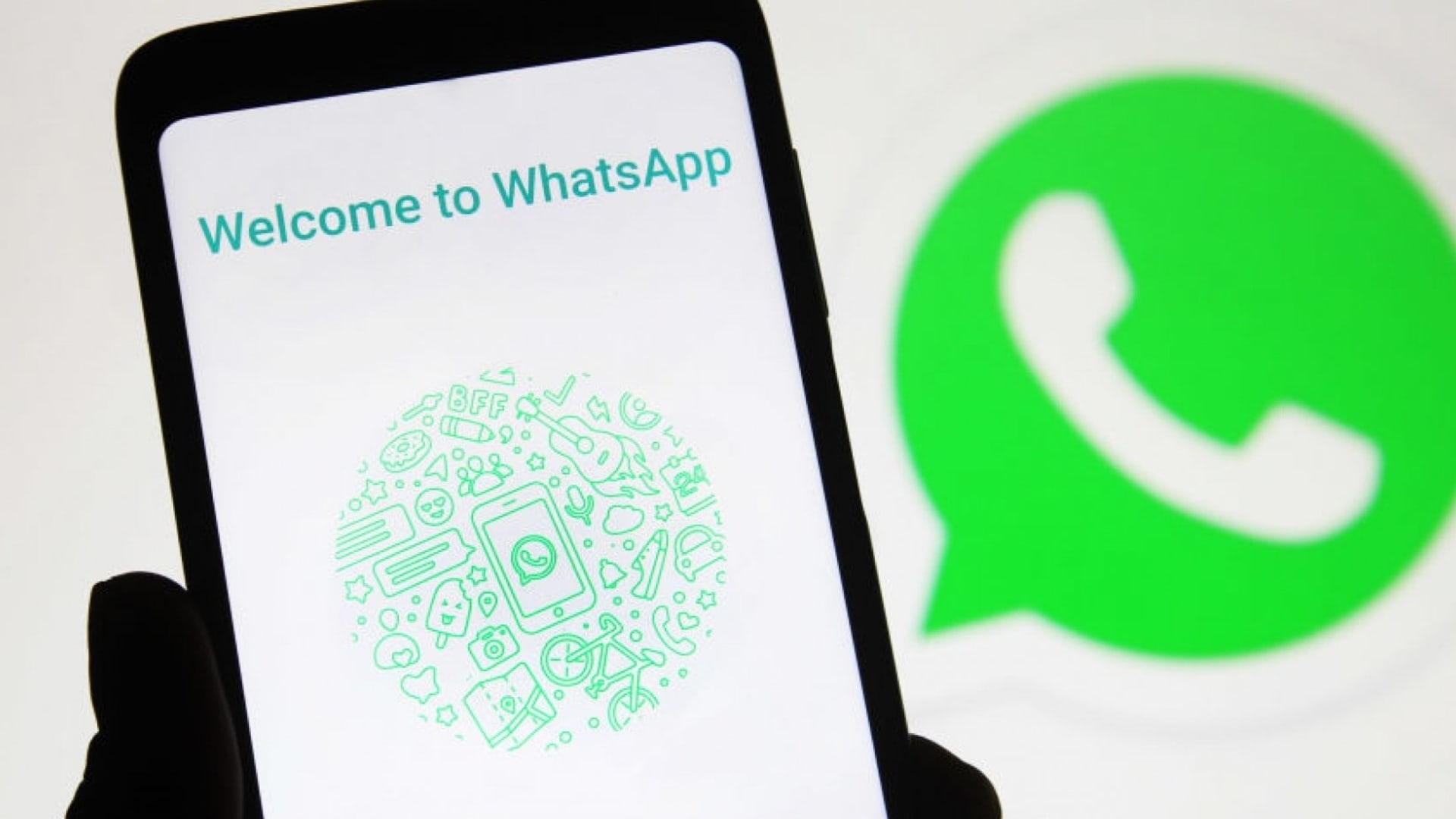WhatsApp's New Privacy Policy Is Exactly Why No One Trusts Facebook