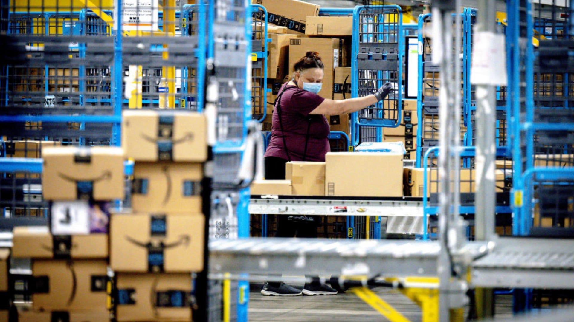 Amazon Is Doing Something It Has Never Done Before and It's Going to Make Holiday Shopping More Expensive This Year