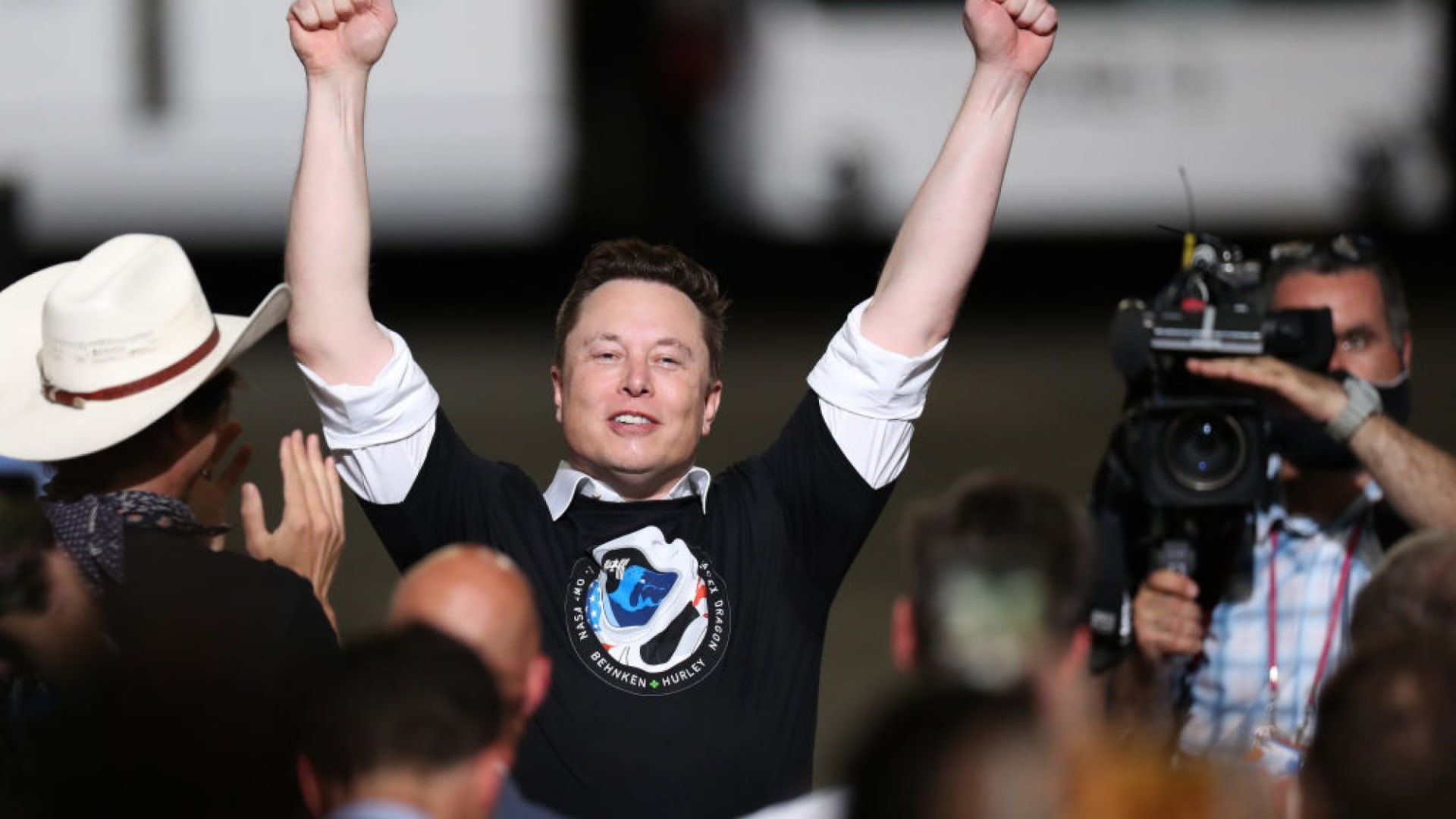 Of All The Bizarre Things Elon Musk Has Done This Tops The List It