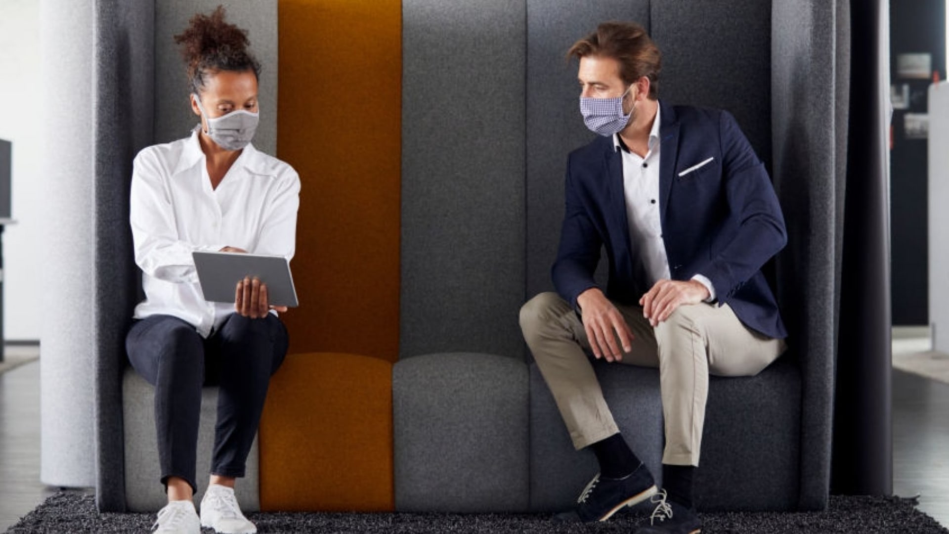 3 Tricks to Communicate Effectively Even When You're Wearing a Mask