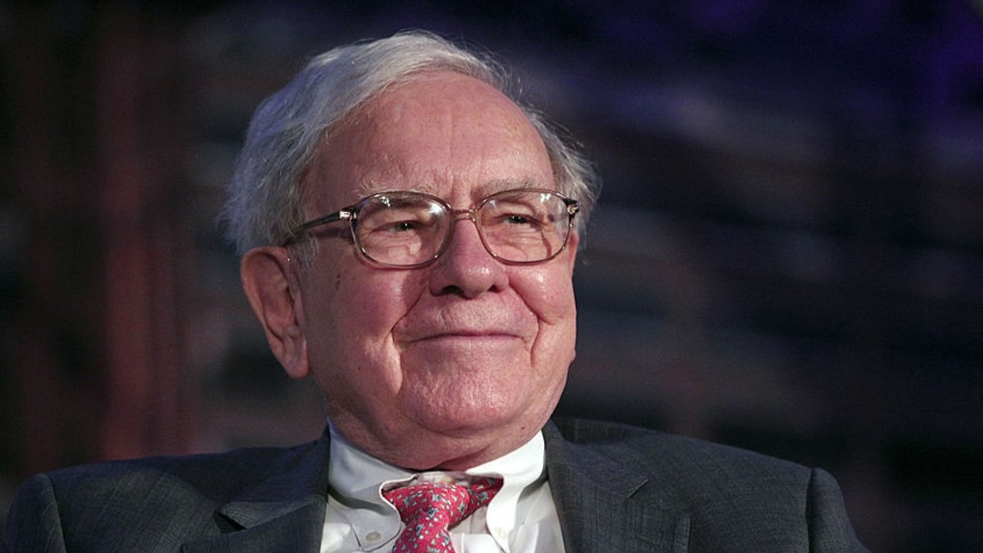 Want to Raise Successful Kids? Warren Buffett Shared These 5 Words of Advice