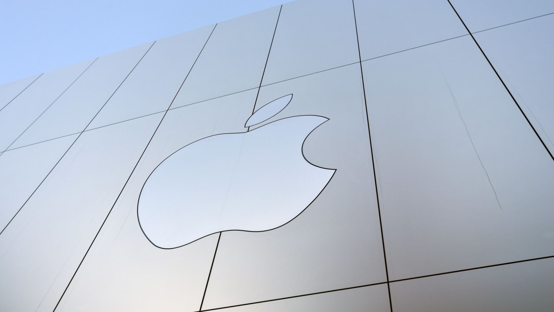 This Was Apple's Most Significant WWDC Announcement. Why It's Bad News for Google and Facebook