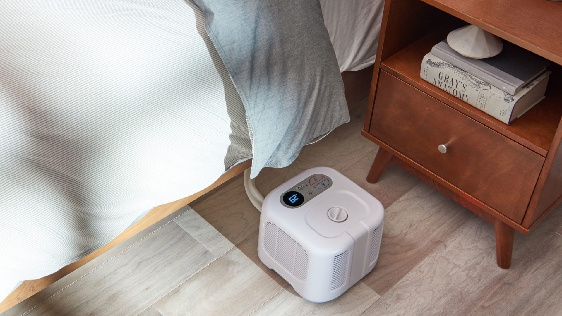 Sleepme keeps your bed at the ideal temperature and tracks your biometrics overnight.