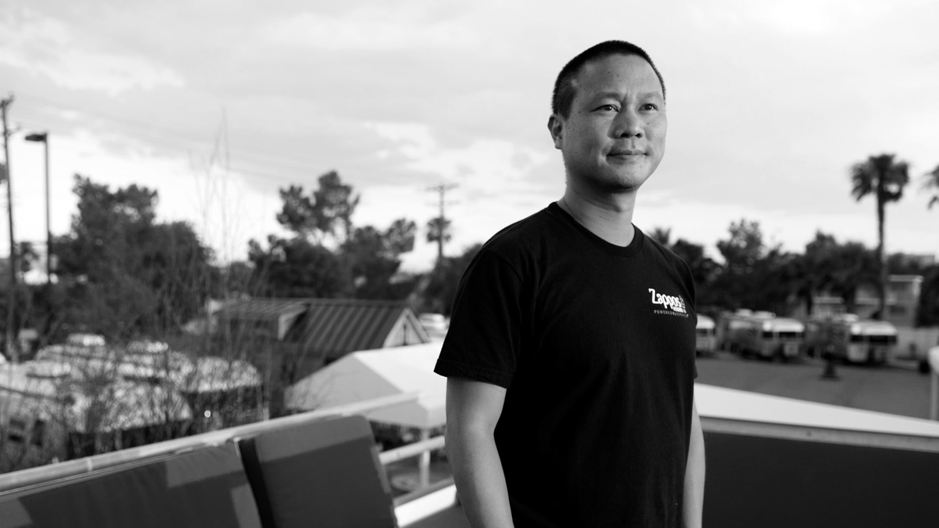 How to Apply for the First Tony Hsieh Award and Win a Ticket to the TED Conference