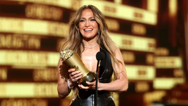 Here's How Jennifer Lopez Taught a Master Class in Self-Acceptance at ...