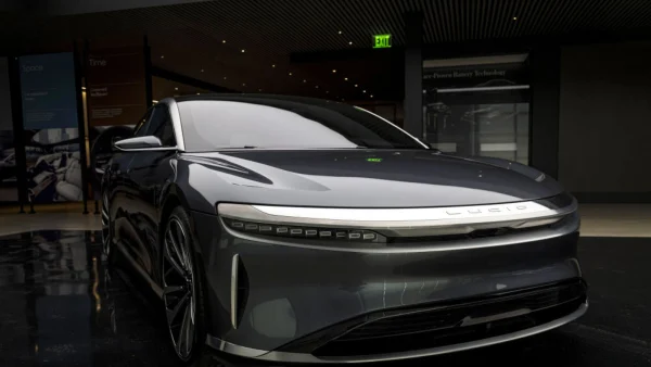 Elon musk store lucid motors