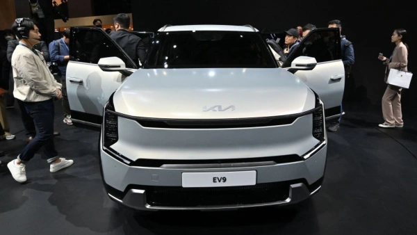 Best electric suv 2018 sale