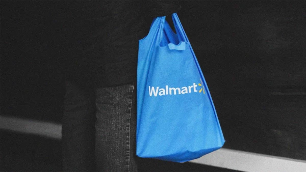 Wealthier shoppers turn to Walmart for groceries, Business